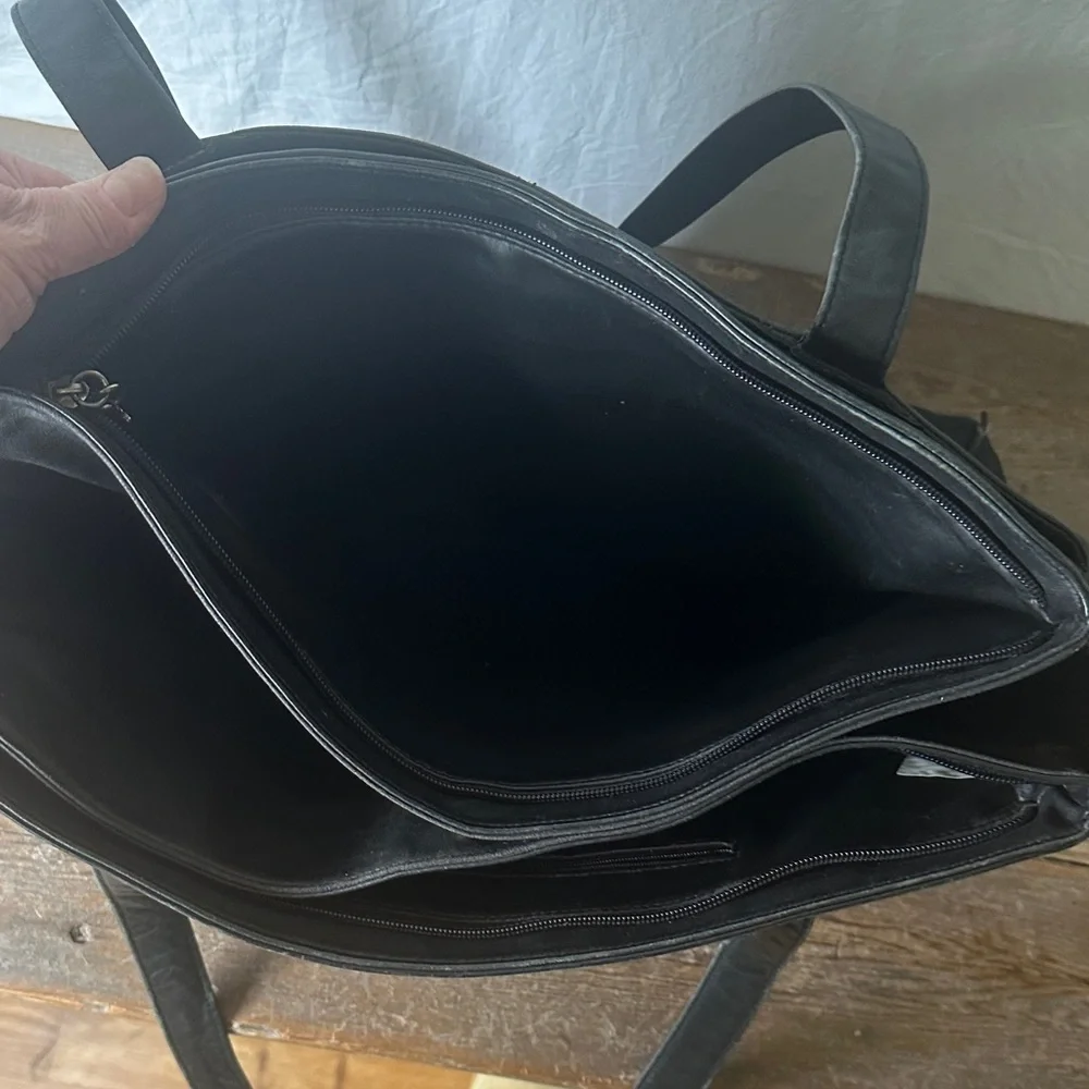 Tignanello Classic Black Leather Shoulder Bag